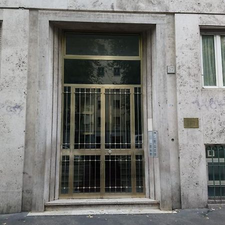 Luna D'Est Bed & Breakfast Rome Bagian luar foto